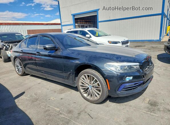 WBAJA9C53JB033221 2018 BMW 5 SERIES Черный Передняя правая четверть