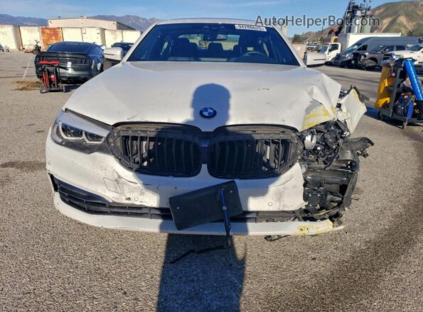 WBAJA9C54KB393986 2019 BMW OTHER Белый Вид спереди