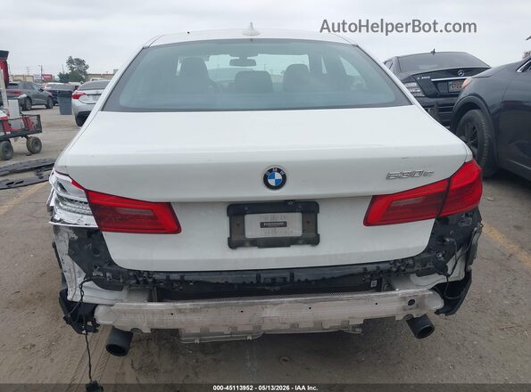 WBAJA9C59JB251132 2018 BMW OTHER Белый 