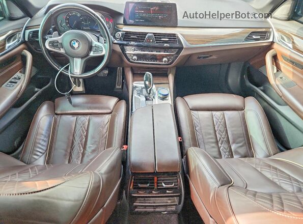 WBAJB9C54JB036528 2018 BMW M5 Белый Вид панели приборов