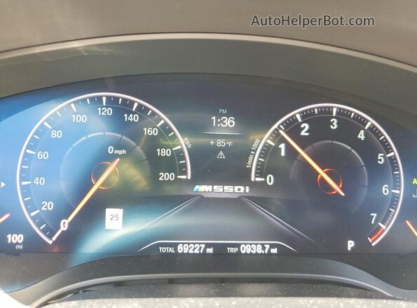 WBAJB9C54KB464133 2019 BMW M5 Белый Вид щитка приборов