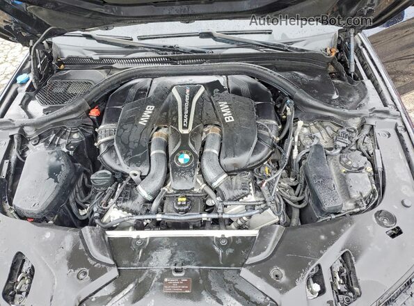WBAJB9C5XJB286968 2018 BMW M5 Черный Вид задней части салона