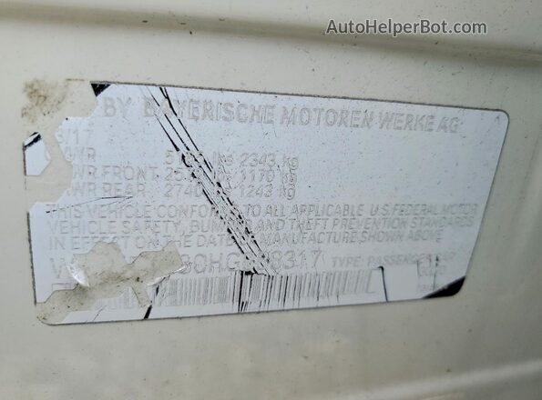 WBAJE7C30HG888317 2017 BMW 5 SERIES White Vista del compartimento del motor