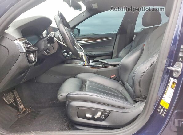 WBAJE7C58KWW14586 2019 BMW 5 SERIES Синий Вид салона спереди
