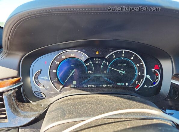WBAJE7C59JWD52028 2018 BMW 5 SERIES Синий Вид щитка приборов