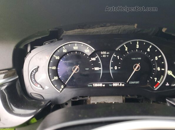 WBAJR7C05LWW65201 2020 BMW 5 SERIES Серебряный Вид щитка приборов