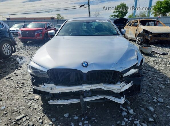 WBAJR7C07LWW79892 2020 BMW 5 SERIES Серебряный Вид спереди