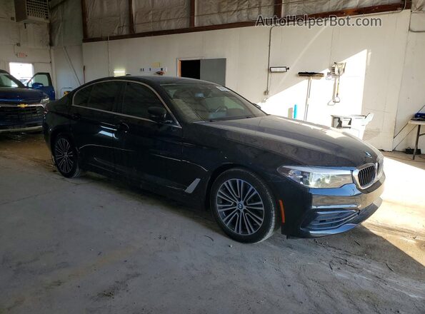 WBAJR7C09LCE19157 2020 BMW 5 SERIES Черный Передняя правая четверть
