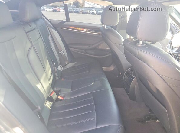 WBAJS1C01LWW66251 2020 BMW OTHER Gray Rear seats view
