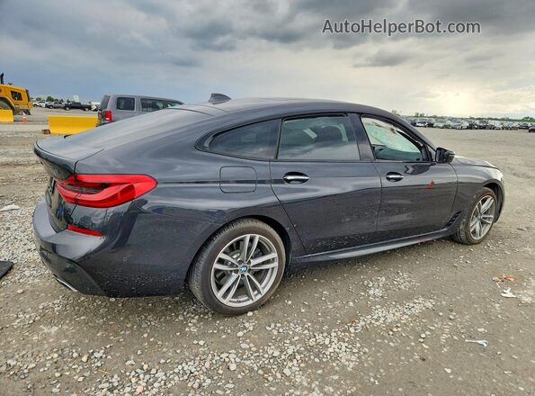 WBAJV6C55JBJ99775 2018 BMW OTHER Серый Задняя правая четверть