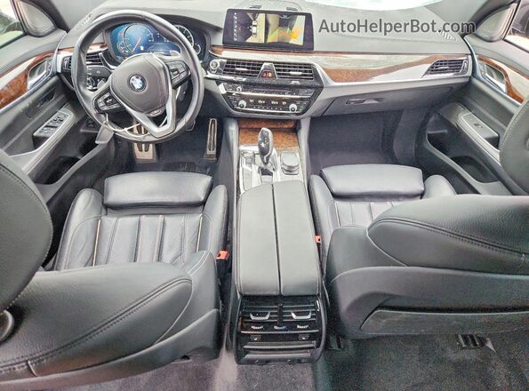 WBAJV6C55JBJ99775 2018 BMW OTHER Серый Вид панели приборов