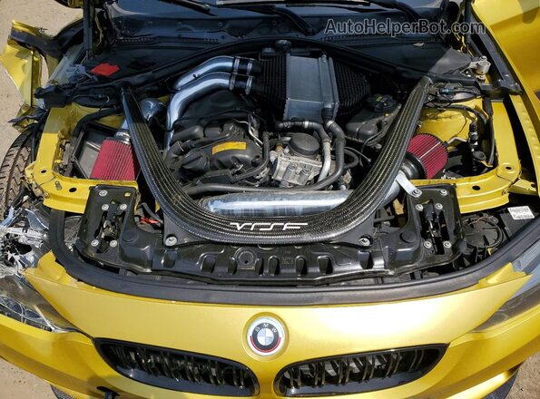 WBS3R9C56GK337908 2016 BMW M4 Gold Vista interior trasera