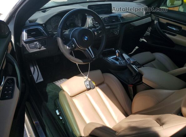 WBS3U9C52GP970049 2016 BMW M4 White Widok deski rozdzielczej