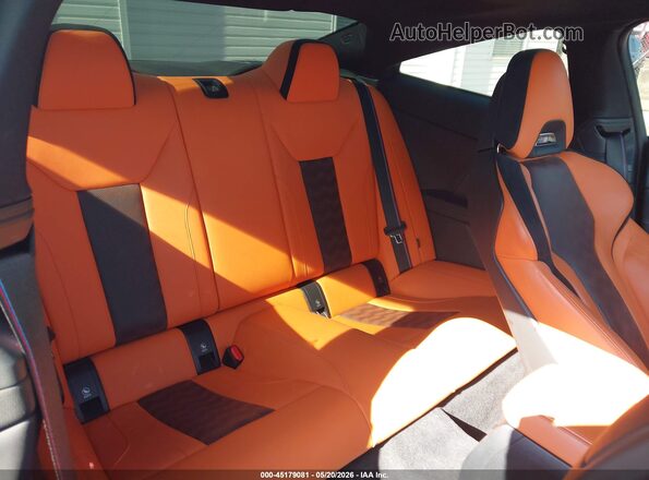 WBS43AZ01PCM97935 2023 BMW M4 Dark Blue Widok naklejki z numerem VIN