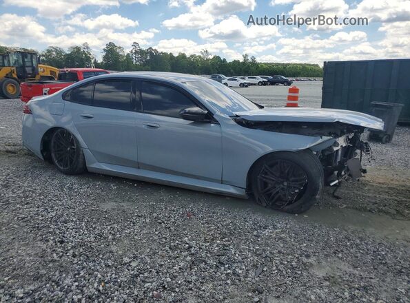 WBS83FK05TCV68511 2026 BMW M5 Gray წინა მარჯვენა