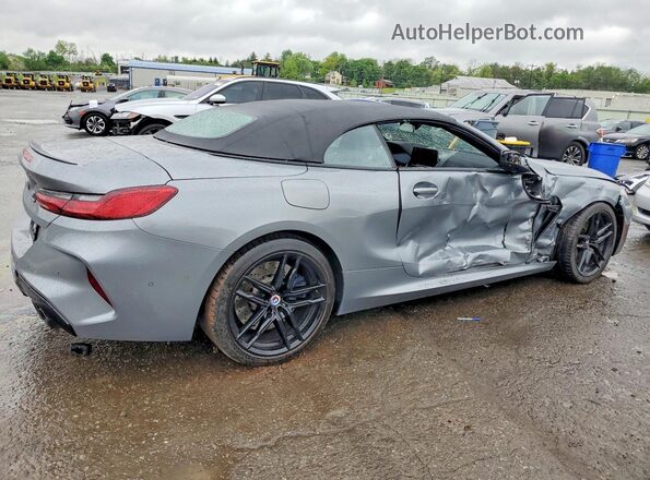 WBSDZ0C07PCL76053 2023 BMW M8 Gray Tył prawy