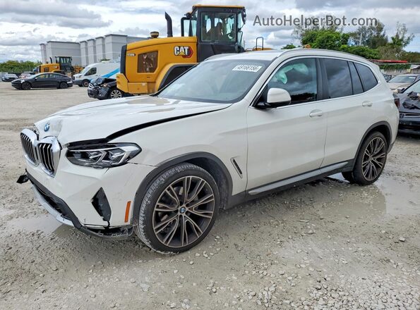 WBX47DP04RN312030 2024 BMW X3 Белый Передняя левая четверть