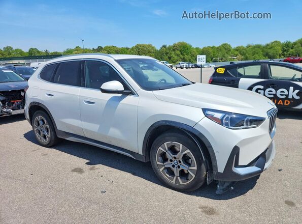 WBX73EF04T5459620 2026 BMW X1 Белый Передняя правая четверть