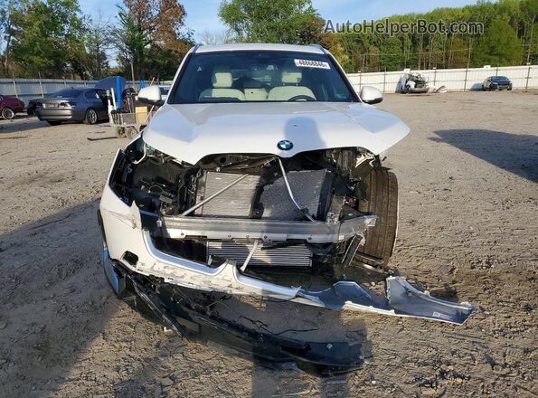 WBX73EF04T5482640 2026 BMW X1 Белый Вид спереди