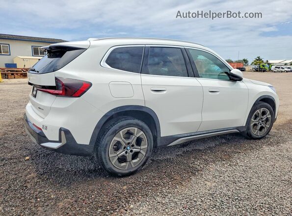 WBX73EF09S5243941 2025 BMW X1 Белый Задняя правая четверть