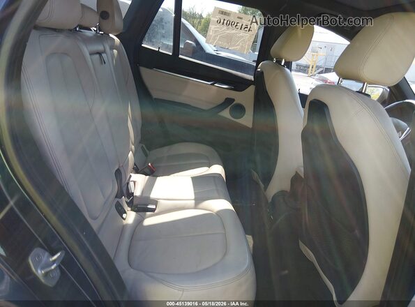 WBXHT3C30GP883264 2016 BMW X1 Blue Вид наклейки з VIN-кодом