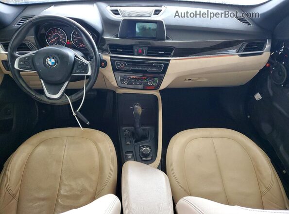 WBXHT3C30J5K27729 2018 BMW X1 Черный Вид панели приборов