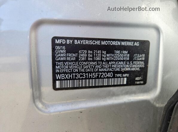 WBXHT3C31H5F72040 2017 BMW X1 Silver Widok naklejki z numerem VIN