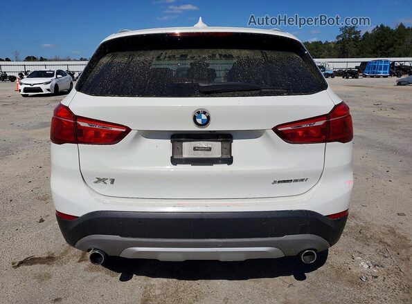 WBXHT3C31J5L27192 2018 BMW X1 White უკანა ხედი