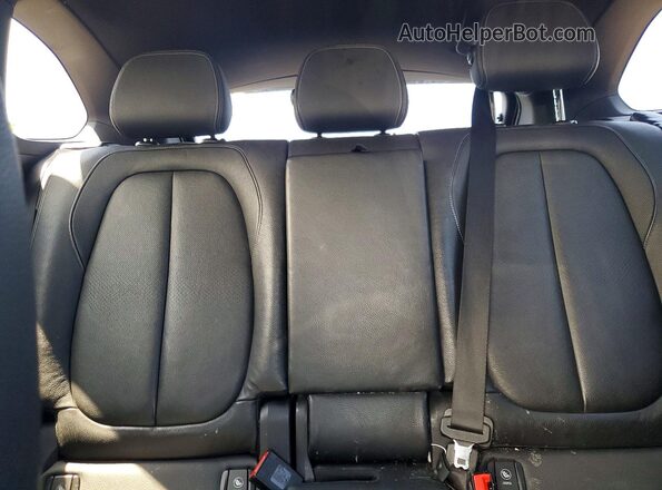 WBXHT3C32H5F72788 2017 BMW X1 Черный Вид задних сидений