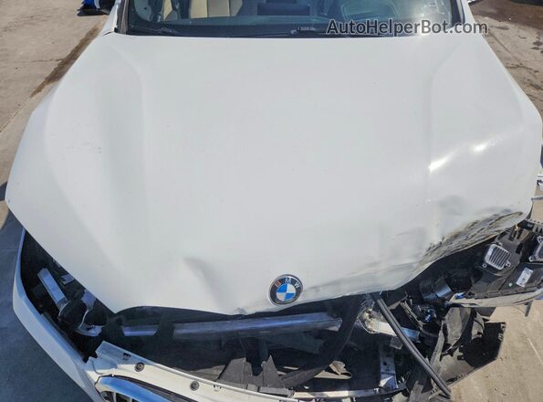WBXHT3C33GP880861 2016 BMW X1 Белый Вид задней части салона
