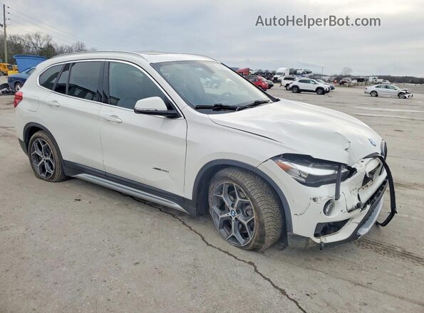 WBXHT3C33J5F91131 2018 BMW X1 Белый Передняя правая четверть