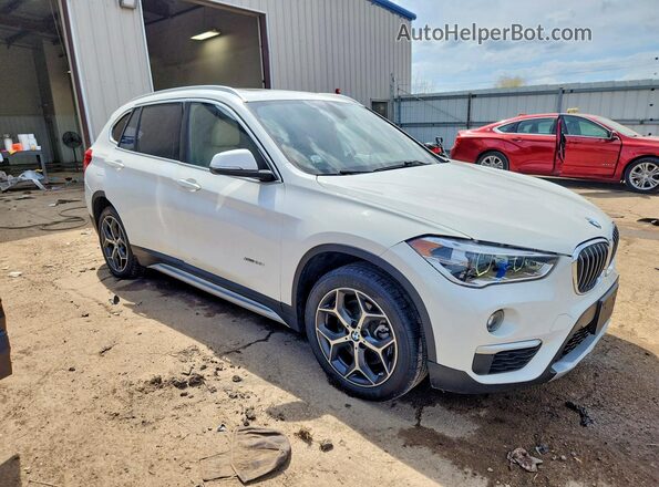 WBXHT3C34H5F70119 2017 BMW X1 White Delantero derecho