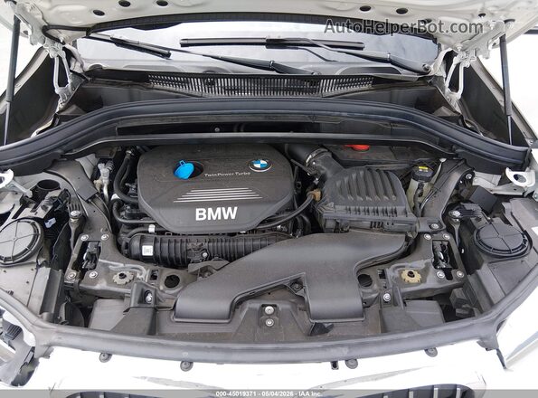 WBXHT3C34J5K22713 2018 BMW X1 White Հետևի տեսք