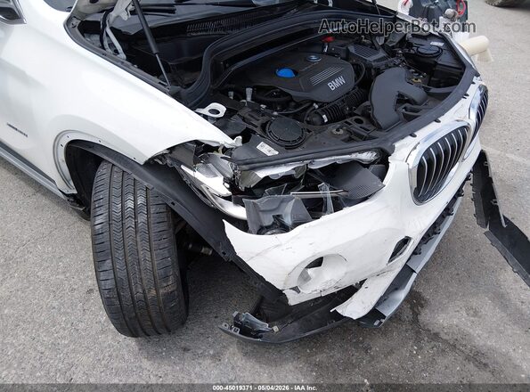 WBXHT3C34J5K22713 2018 BMW X1 White Դիմացի տեսք