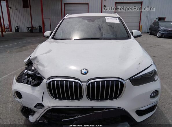 WBXHT3C34J5K22713 2018 BMW X1 White Սարքավորումների վահանակի տեսք