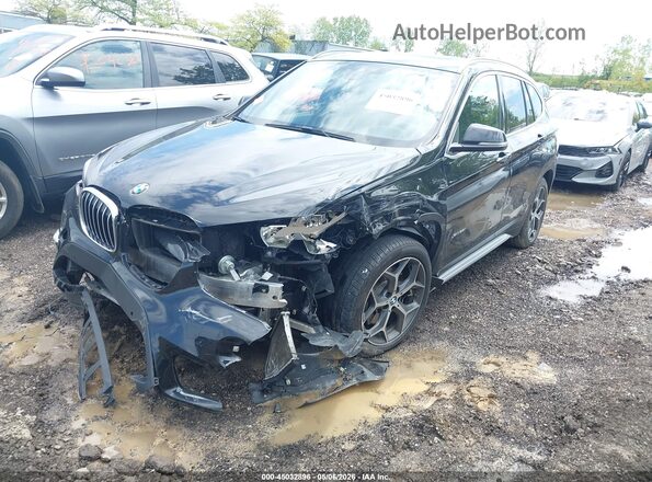 WBXHT3C34J5L26666 2018 BMW X1 Черный Передняя левая четверть