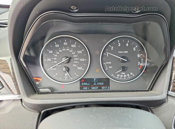 WBXHT3C35GP881266 2016 BMW X1 Silver Vista del cuadro de instrumentos