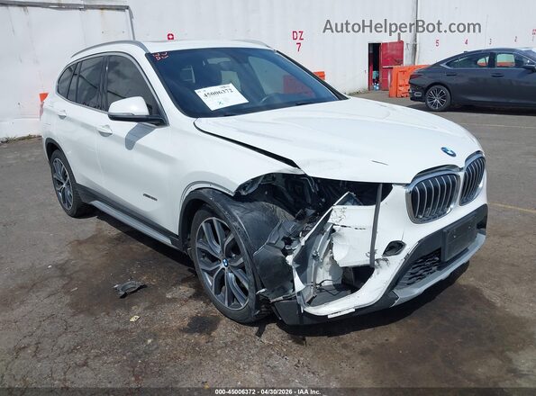 WBXHT3C35H5F69951 2017 BMW X1 Белый Передняя правая четверть