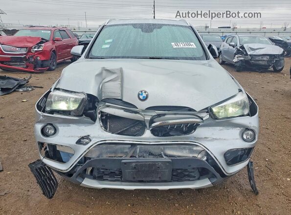 WBXHT3C35H5F78505 2017 BMW X1 Silver Vista frontal