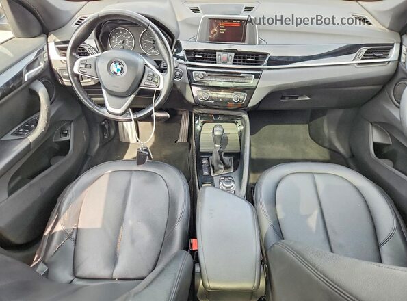 WBXHT3C36GP880188 2016 BMW X1 Black Widok deski rozdzielczej