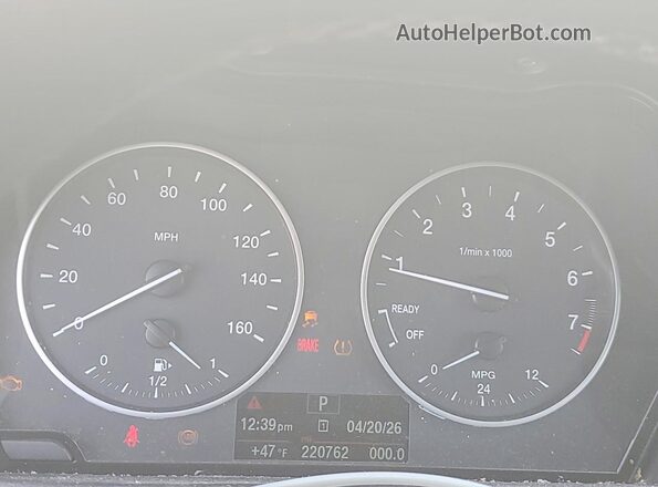WBXHT3C37J5F88104 2018 BMW X1 Белый Вид щитка приборов