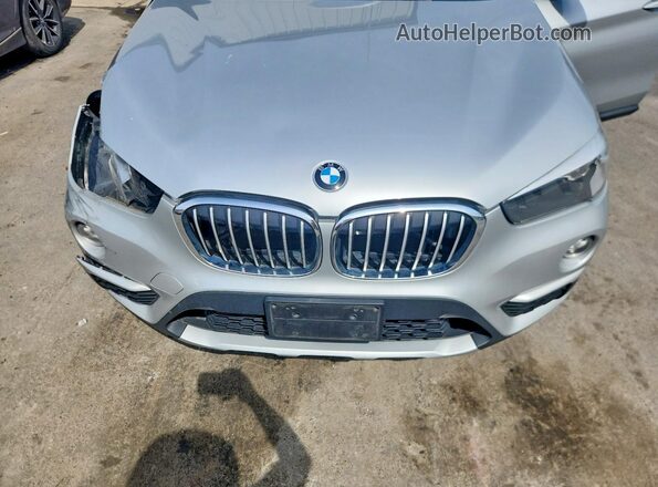 WBXHT3C39GP887460 2016 BMW X1 Серебряный Вид подкапотного пространства