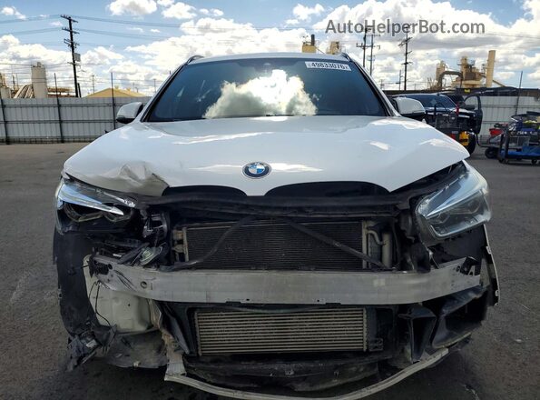 WBXHT3C39H5F78376 2017 BMW X1 White Vista frontal