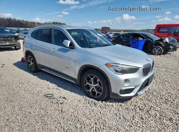 WBXHT3C39J5F91084 2018 BMW X1 Silver Przód prawy