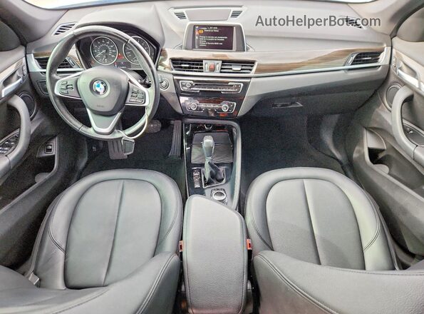 WBXHT3C3XG5F65716 2016 BMW X1 Белый Вид панели приборов
