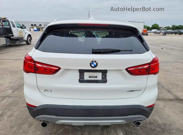 WBXHT3C51K3H34740 2019 BMW X1 Белый Вид сзади
