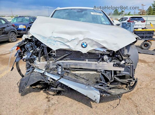WBXJG9C08L5P67315 2020 BMW X1 Белый Вид спереди