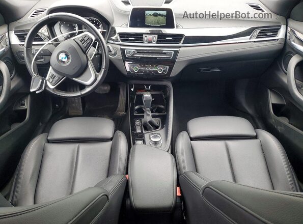 WBXYJ3C35JEJ84723 2018 BMW X2 White Widok deski rozdzielczej