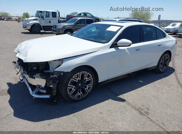 WBY33FK02RCS88604 2024 BMW OTHER Белый Передняя левая четверть