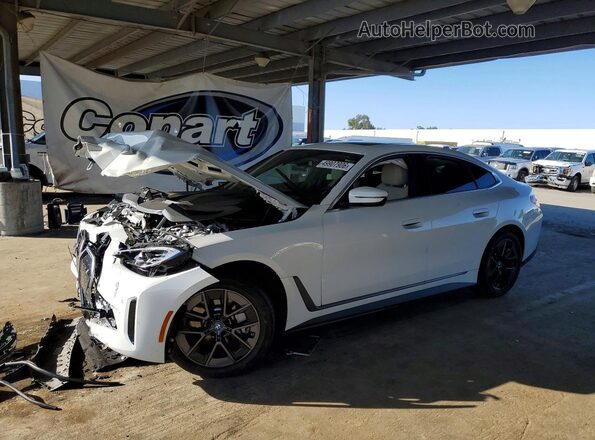 WBY43AW05RFS74809 2024 BMW I4 White Vista tres cuartos delantera izquierda